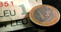 Euro crește pe seama leului
