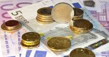 Stire din Economie : Francul elvețian a câștigat 1,32 bani