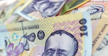 Stire din Economie : Leul reia atacul asupra dolarului și francului elvețian