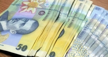 Stire din Economie : Leul a fost îngenuncheat de toate valutele