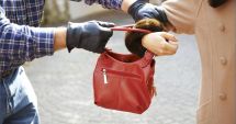 Stire din Eveniment : Femei tâlhărite în Cimitirul Central din Constanța! Agresorul, prins și arestat preventiv