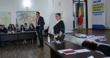 Stire din Politică-Administrație : Liberalii constănțeni, participanți la seminarul despre democrație