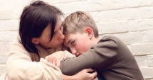 Stire din Cultură-Educație : Liceenii de la "Călinescu", învățați cum să reacționeze dacă asistă la scene de violență în familie