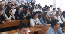 Stire din Cultură-Educație : Liceenii de la "Ovidius", inițiați în tehnologie și antreprenoriat