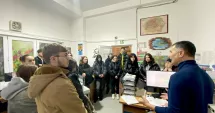Stire din Cultură-Educație : De la teorie la practică. Viitorii tehnicieni multimedia, în vizită la o firmă de producție publicitară