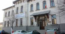Stire din Cultură-Educație : Cum menține prestigiul de peste nouă decenii Colegiul "Mihai Eminescu"