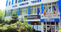 Stire din Cultură-Educație : Iată ce au pregătit profesorii și elevii de la "Traian"