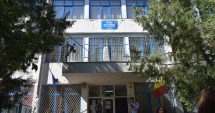 Stire din Cultură-Educație : ISJ trimite comisia de audit la Liceul "Madgearu". Cine îi decide soarta Cameliei Marcu