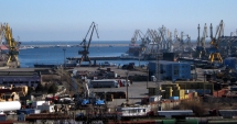 Stire din Economie : Licitații pentru închirierea unor terenuri din porturile Constanța și Midia