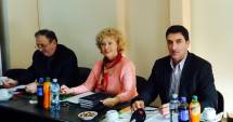 Stire din Cultură-Educație : "Unii directori de școli cred că s-au născut stăpâni!"