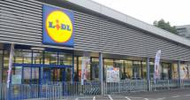 Stire din Social : Ofertă de la Lidl! Cum sunt păcăliți clienții la gramaj: plătești 10 kg, primești 8