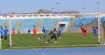 Stire din Sport : FC Farul, reprezentație în fața propriilor suporteri