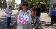 Stire din Politică-Administrație : Protest la Palatul Cotroceni pentru eliberarea lui Dragnea din închisoare