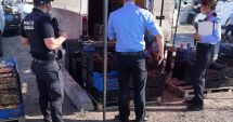 Stire din Eveniment : Controale la târgul de legume şi fructe. Peste două tone de produse, confiscate