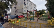 Stire din Social : Mizeria de la Energia. Gunoaiele și oamenii străzii au invadat locul de joacă