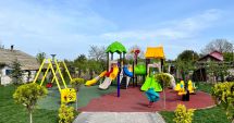 Stire din Social : Rompetrol oferă un loc de joacă comunității din Corbu