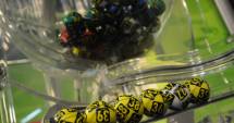 Stire din Social : CEL MAI MARE PREMIU LA LOTO DIN ACEST AN, CÂȘTIGAT DE O PERSOANĂ DIN EFORIE SUD: 13 milioane de lei, pe un bilet de 9,7 lei