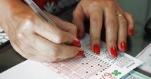 Stire din Social : Report de aproape patru milioane euro la 6 din 49