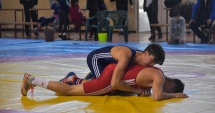 Stire din Sport : LPS Constanța a calificat o "armată"  de luptători la finala Naționalelor Școlare
