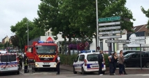 Stire din Actualitate : Luare de ostatici în Franța. Un preot a fost ucis