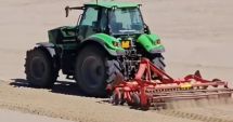 Stire din Social : Continuă pregătirea plajelor pentru sezonul estival. Se fac lucrări de igienizare