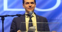 Stire din Politică-Administrație : "Protocolul de fuziune cu PACT va fi definitivat zilele următoare"