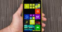 Stire din Tehnologie : Telefoanele IEFTINE de la Microsoft revin cu ecran mare