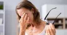 Stire din Sănătate : De ce nu mai suportați lumina puternică și ce încearcă ochii voștri să vă spună