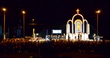 Stire din Cultură-Educație : Locuitorii din Mangalia vor lua lumina Învierii din Portul Mangalia