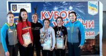Stire din Sport : Luptătoarele Cristina Roșioru și Ana Pîrvu, medaliate la Turneul Internațional Brovary
