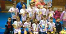 Stire din Sport : Luptătorii dobrogeni cuceresc medalie după medalie