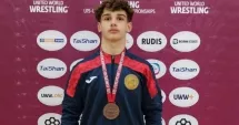 Stire din Sport : Traian Albert Fuzi, medaliat cu bronz la Europenele de lupte din Bulgaria