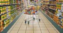 Stire din Social : Magazinele, obligate să vândă carne,  legume și fructe românești
