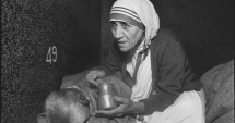 Stire din Actualitate : Moment istoric la vatican. Maica Tereza a fost canonizată