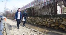 Stire din Economie : Carosabilul de pe Aleea Garofiței  va fi remediat după data de 15 martie