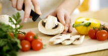 Stire din Diverse : Potrivită pentru post! Mâncare delicioasă de ciuperci