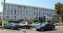 Stire din Politică-Administrație : Se dărâmă garajele? Parcările de reședință, în dezbatere publică, la Mangalia