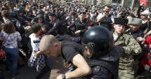 Stire din Actualitate : Manifestații anti-Putin. "Bătrânul fricos crede că este țar!"