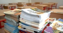 Stire din Cultură-Educație : Ministrul Educației: "Nu se pune problema să scoatem auxiliarele din unitățile de învățământ!"