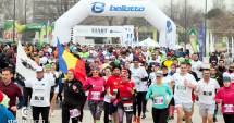 Stire din Sport : Recorduri doborâte la Maratonul Nisipului. Peste 700 de alergători au luat startul