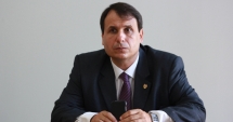 Stire din Politică-Administrație : Senatorul Marian Vasiliev vrea să rupă noul PMP. Își vrea, în instanță, UNPR-ul înapoi
