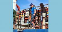 Stire din Eveniment : VIDEO. Marinarii ARSVOM au preluat bolnavii de pe două nave ucrainene