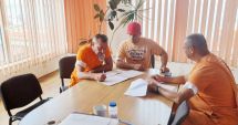 Stire din Economie : Marinarii de la ARSVOM au intrat în grevă japoneză. Urmează acțiune de protest la Prefectură