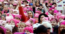 Stire din Actualitate : Marșul femeilor anti-Trump! "Noi suntem votul popular"