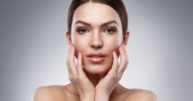 Stire din Sănătate : Masajul facial cu lingura reduce cearcănele şi pungile de sub ochi