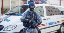 Stire din Eveniment : Trei rețineri și bunuri de un milion de lei puse sub sechestru într-un dosar de fraudă cu indemnizații
