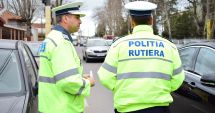 Stire din Eveniment : Mașină cu plăcuțe de înmatriculare expirate, în vizorul Poliției