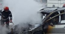 Stire din Eveniment : Autoturism în flăcări! Pompierii din Constanţa au intervenit de urgenţă! Focul a cuprins şi vegetaţia din zonă