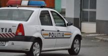 Stire din Eveniment : Tragedie rutieră! Mașină urmărită de polițiști, implicată într-un accident. Un tânăr a murit