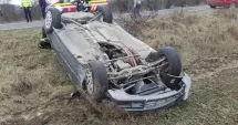 Stire din Eveniment : Un autoturism s-a răsturnat între Năvodari și Lumina